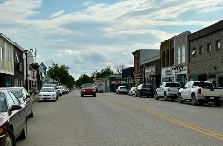 پاداش 30 هزار دلاری به افرادی که در این شهر کانادا خانه بسازند!